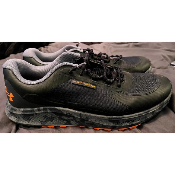 Under Armour Charged Bandit TR2 Mens Running Shoes Black/Orange Camo 3028371-001